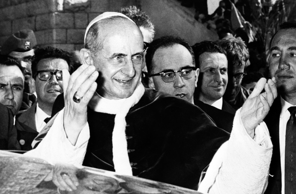Pope Paul VI leaves the Basilica of the Annunciation in Nazareth after celebrating a mass, on January 05, 1964, during his visit to the Holy Land. It is the first visit ever of a pope to the Holy Land (Jordan, Israel, Jerusalem and the Palestinian territories).